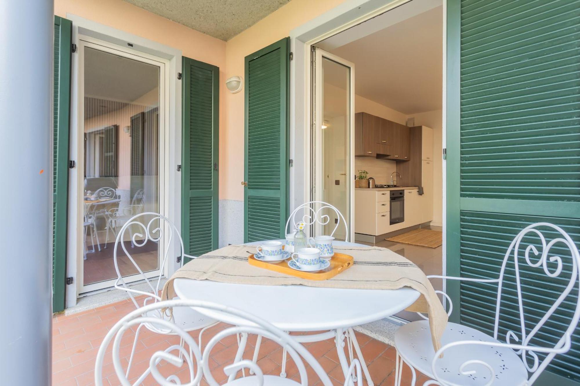 Ponente Balcony & Garden By Rent All Como กราเวโดนา ภายนอก รูปภาพ